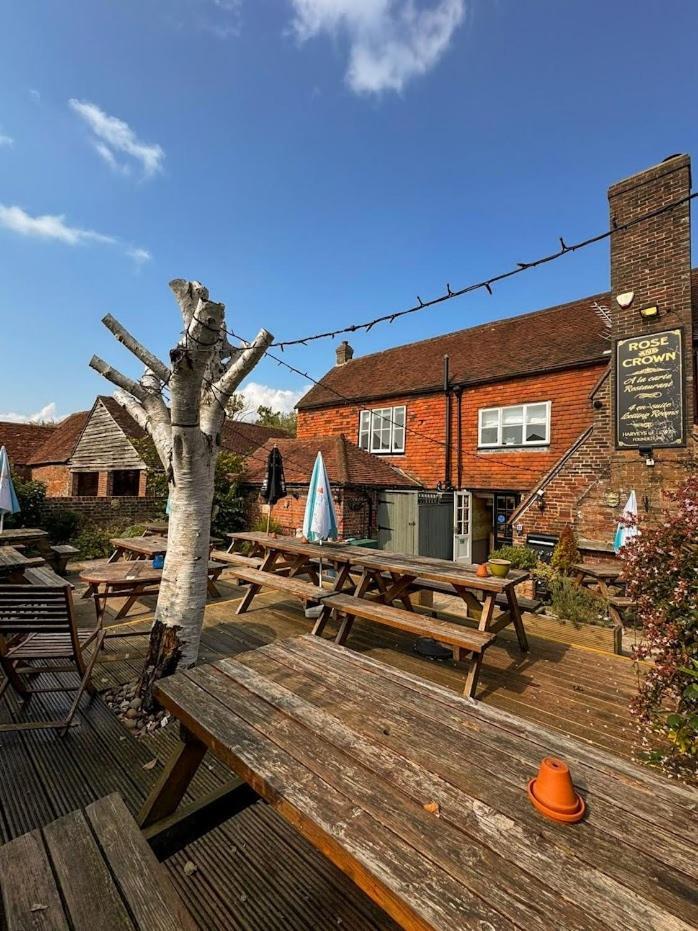 Rose And Crown B&B Burwash Exterior foto